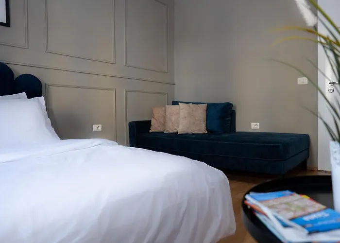 Apartment Skanderbeg Square App - The Nest Tirana